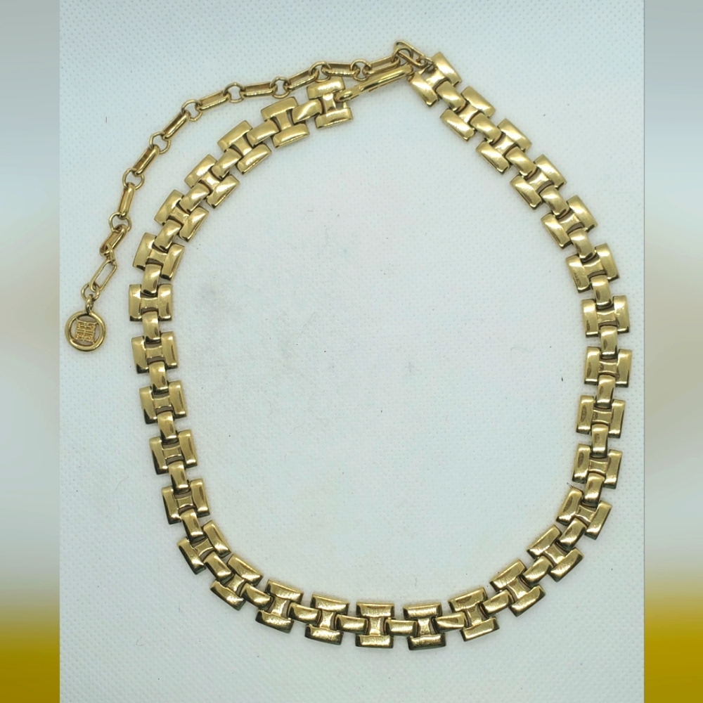 Givenchy 1980s Gold-tone Box Link Chain Necklace 22" Adjustable-Timeless Design - Picture 5 of 10
